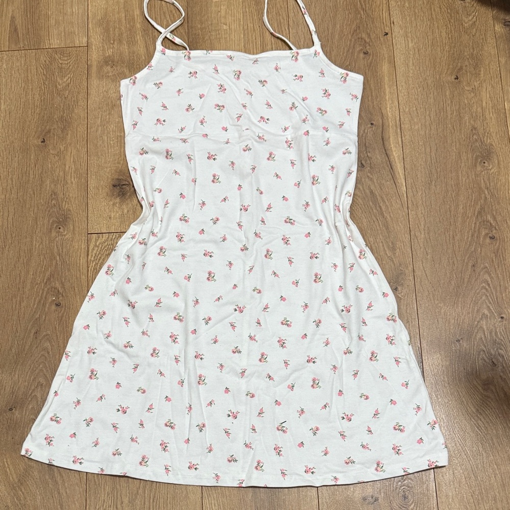 H&M White Floral Mini Dress